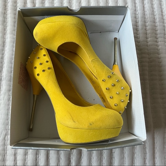 Shoedazzle Shoe Dazzle CANDICE Stilettos Heels Studded US Women Size 9-5 US - Picture 9 of 11